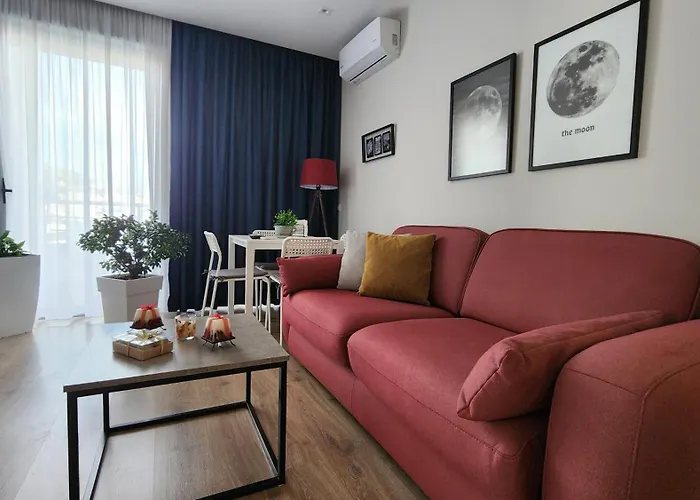 Apartment 3s -sea-sun-sky-