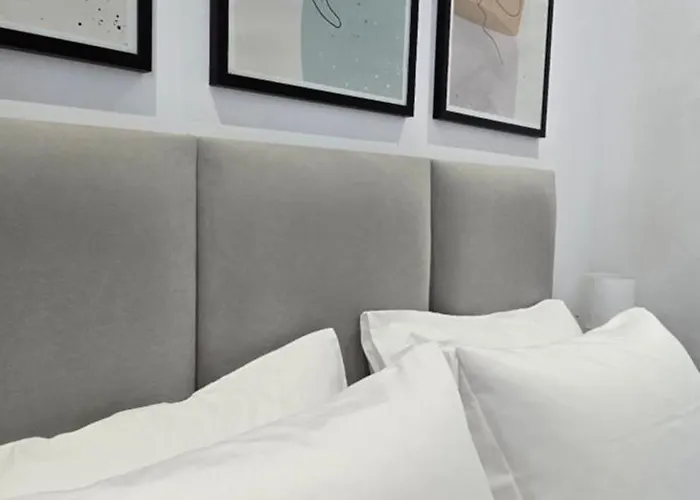 Apartment 3s -sea-sun-sky-