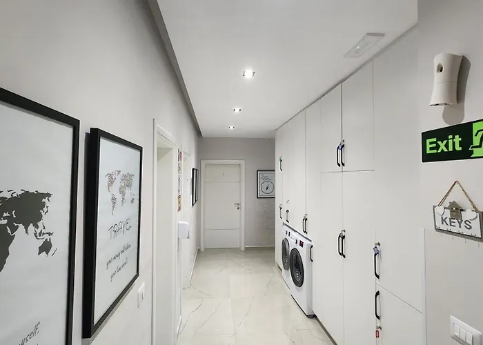 Apartment 3s -sea-sun-sky-